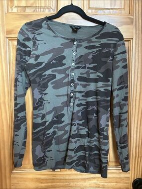 Moda International Camo Long-Sleeve Henley in Olive and Black